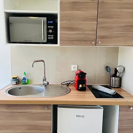 Apartment Situe En Plein Verdure Et Au Centre De Sous Bois