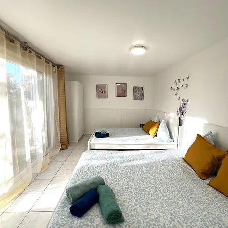 Situe En Plein Verdure Et Au Centre De Sous Bois Appartement Rosny-sous-Bois
