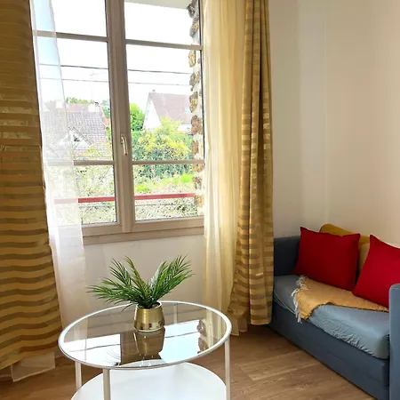 Apartment Situe En Plein Verdure Et Au Centre De Sous Bois *