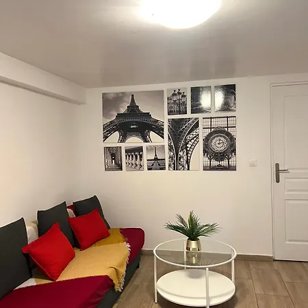 Apartment Situe En Plein Verdure Et Au Centre De Sous Bois *